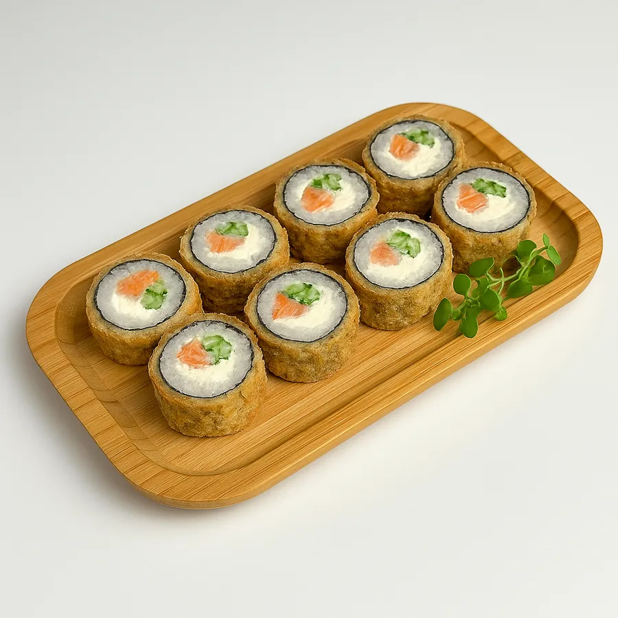 Теплый ролл с лососем